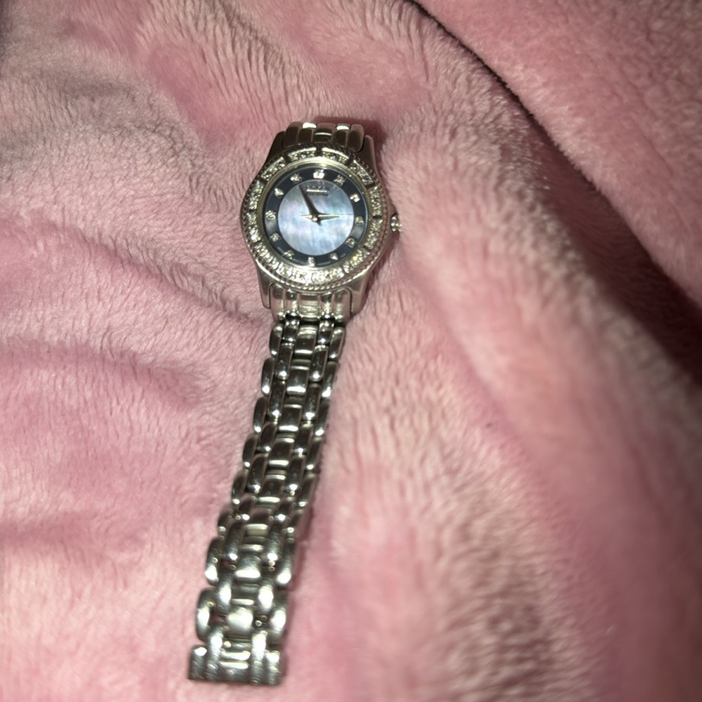 Citizen Woman Eco Drive Sapphire Crystals Watch. Perfectly condition!